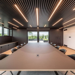 نور خطی برای سالن های هتل باید چه ویژگی داشته باشد